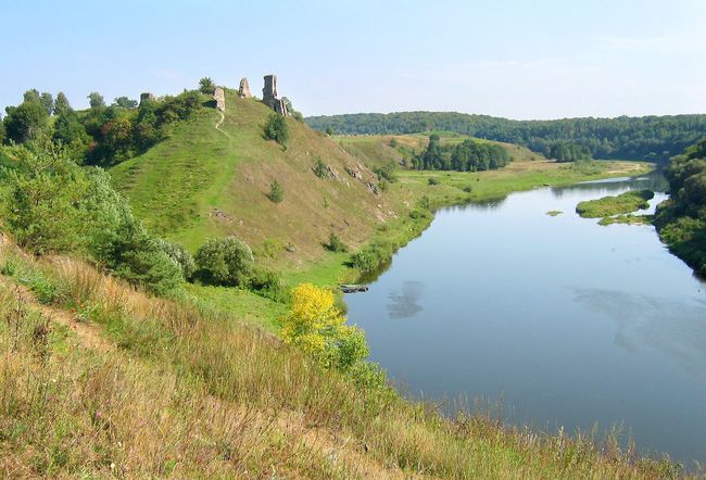 Image - Ruins of the Hubkiv castle, Rivne oblast.